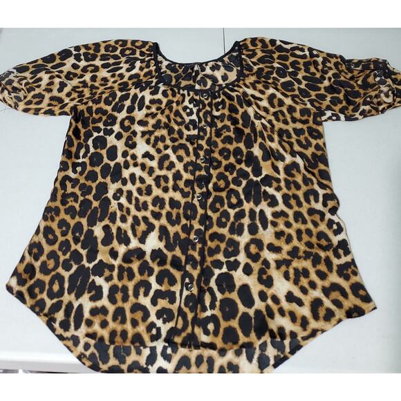Express Womens Leopard Print Blouse Short Sleeve Size Large Animal Print Glam - Picture 5 of 6
